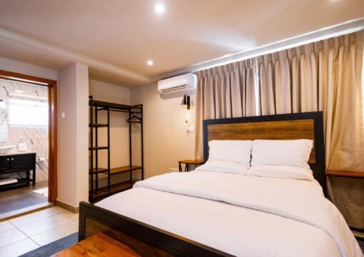 Deluxe Queensize (Room 9)